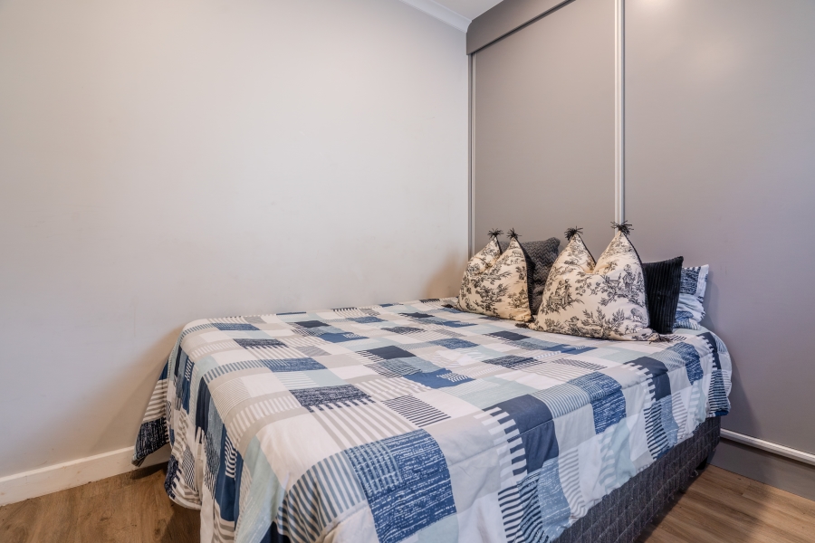 2 Bedroom Property for Sale in Gardens Western Cape